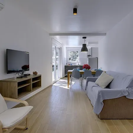 Chiara Holiday home Premantura